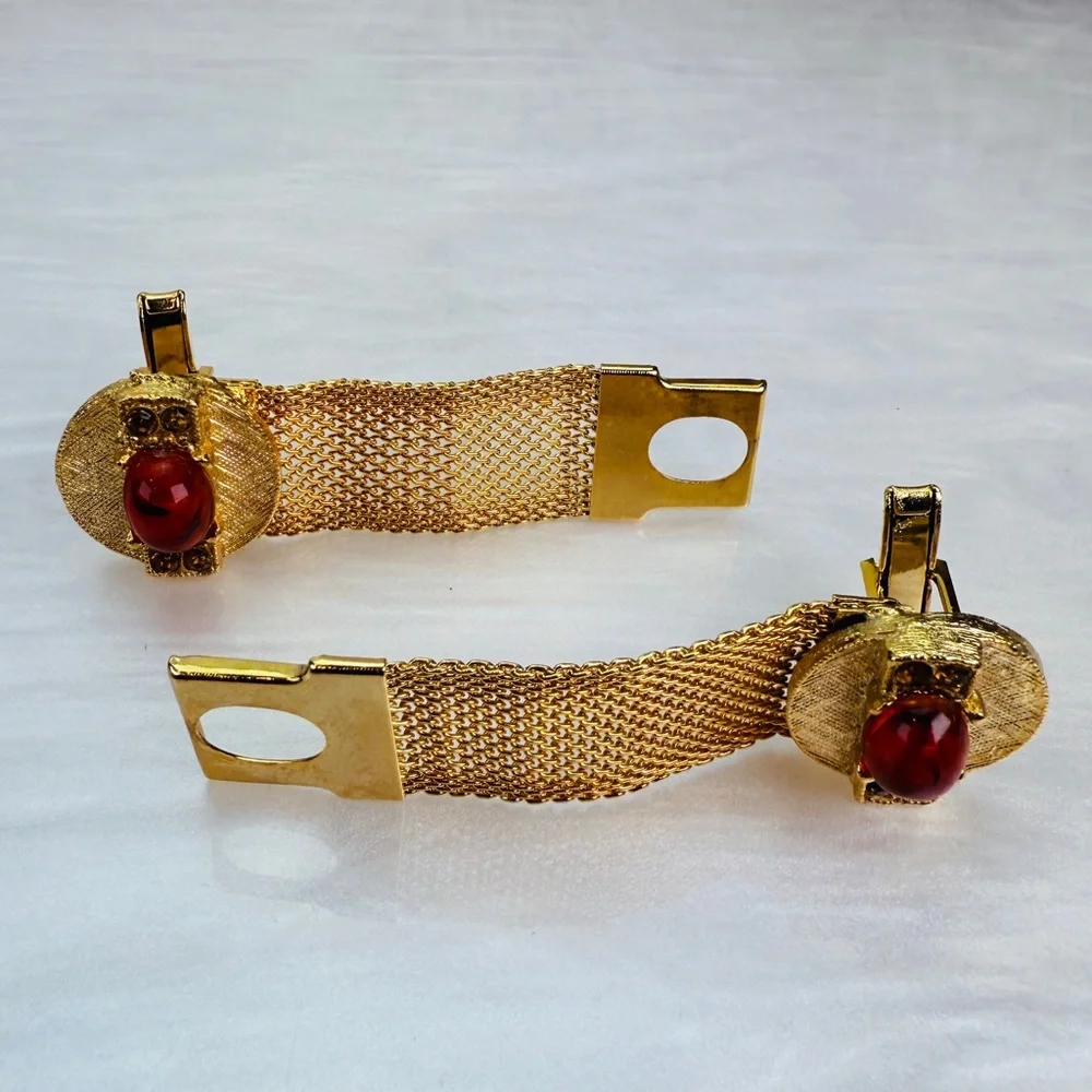 Vintage Goldtone and Red Mesh Mid Century Cuff Links